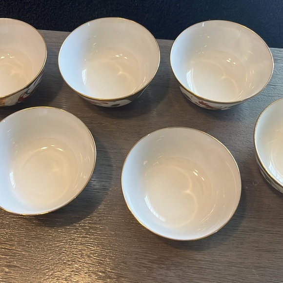 Bowls - Picture 2 of 5